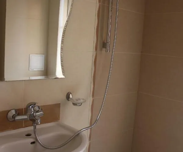 Respekt Guest house 3*